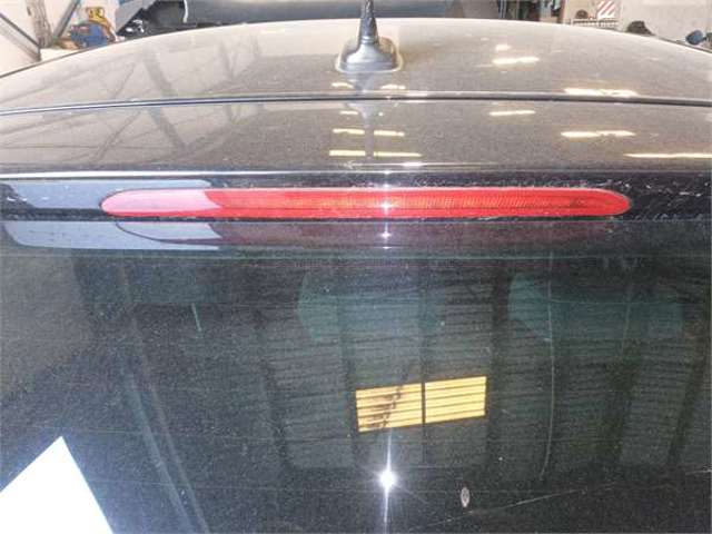 1K6945097B Luz de freno trasera adicional  disponible Málaga