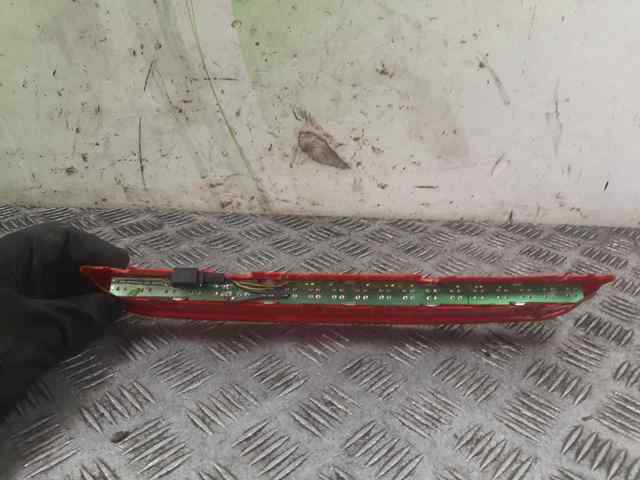 1K6945097B Luz de freno trasera adicional  disponible Burgos