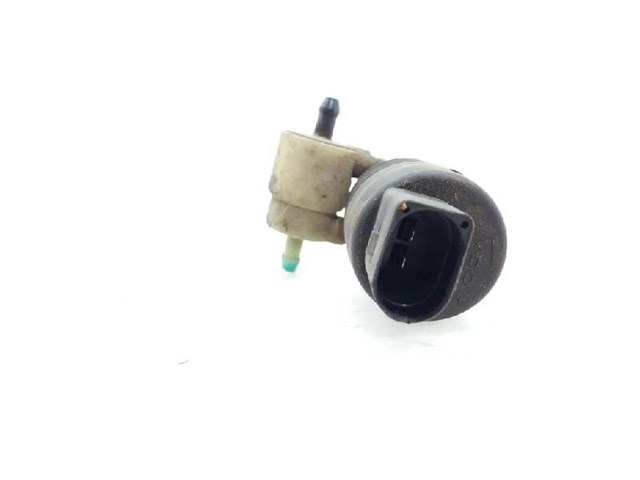1K6955651 Motor de la bomba del lavaparabrisas delantero  disponible Utrera