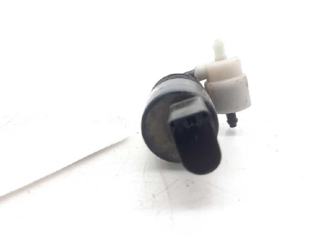 1K6955651 Motor de la bomba del lavaparabrisas delantero  comprar en Pontevedra
