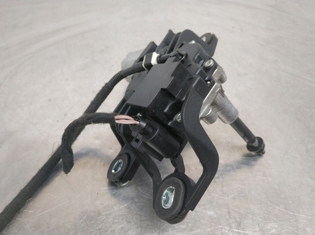 1K6955711C VAG Motor limpiaparabrisas, trasera  en stock Huelva