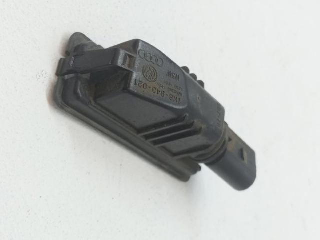 1K8943021 Luz de matrícula trasera  comprar en Reus