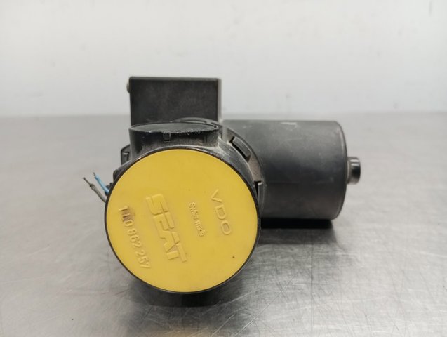 1L0862257 Bomba neumática de la carrocería comprar Sevilla
