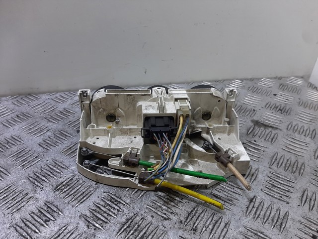 1M0820045A VAG