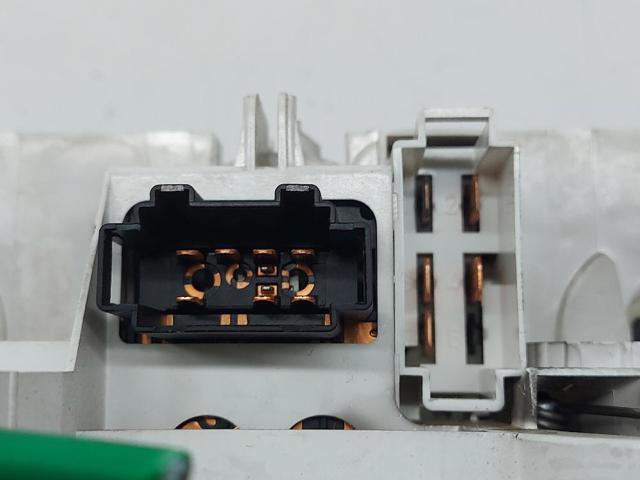 1M0820045A VAG