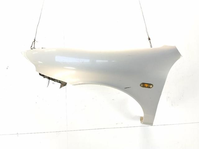 1M0821021 Aleta delantera izquierda  en stock Castellón