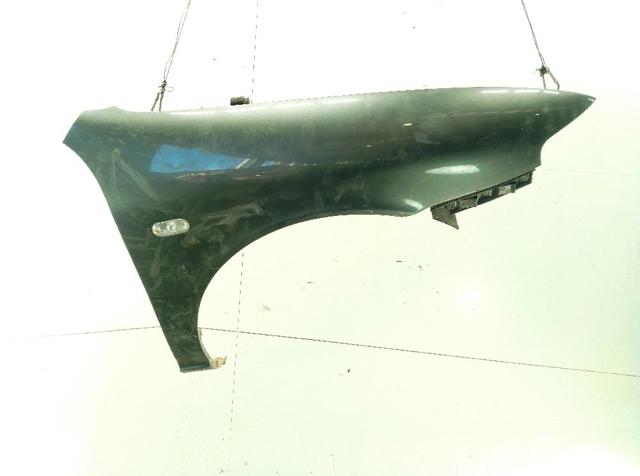 Aleta delantera derecha 1M0821022 VAG