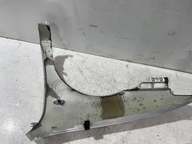 VAG 1M0821022 Aleta delantera derecha  disponible Valladolid