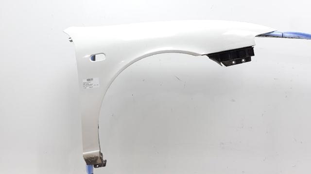 Aleta delantera derecha 1M0821022 VAG