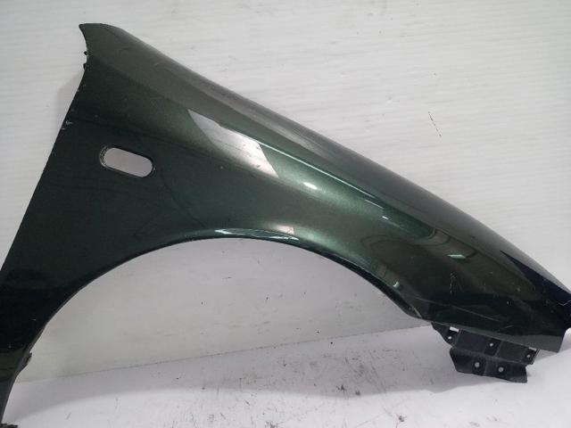 1M0821022 Aleta delantera derecha  en stock Sabadell