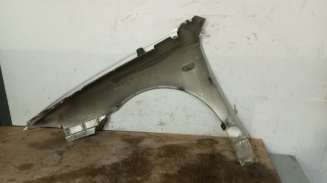 1M0821022 VAG Aleta delantera derecha  en stock Córdoba