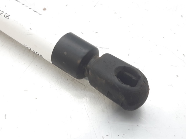VAG 1M0823359A Amortiguador de capó  en stock Valencia