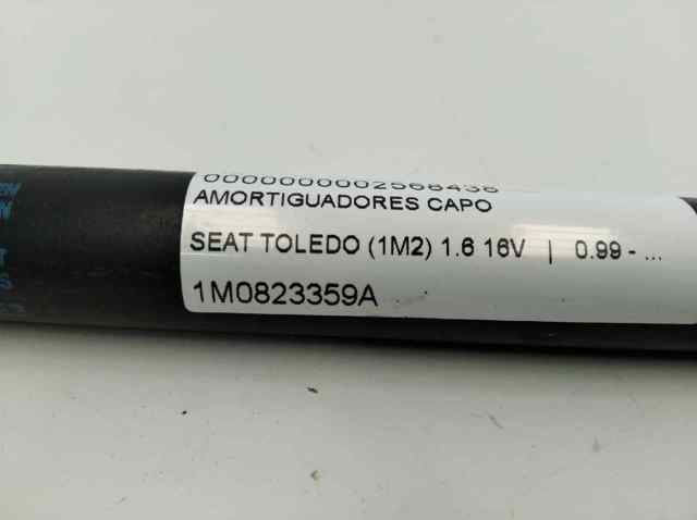 1M0823359A Amortiguador de capó  comprar en Reus
