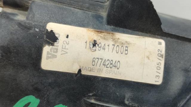 VAG 1M0941700B Faro antiniebla derecho  disponible España