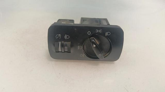 Interruptor de luces en el tablero 1M1941531E VAG