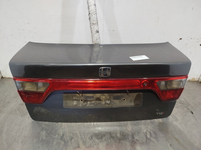 Tapa maletero para Seat Toledo 1M2
