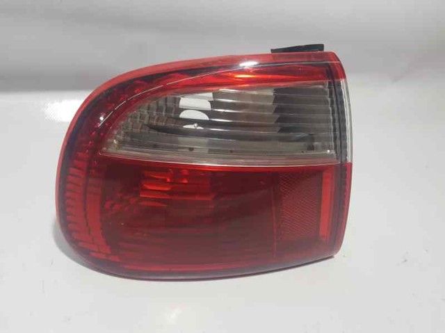 1M5945111 VAG Piloto trasero izquierdo  en stock Huelva