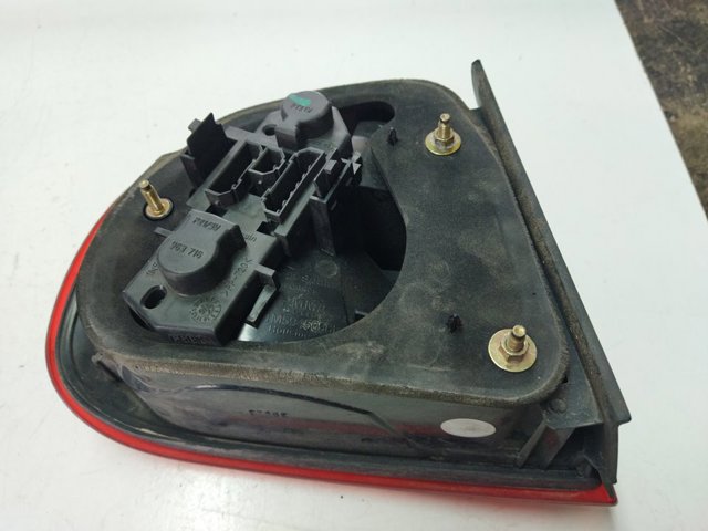 1M5945257 Placa de contacto de luz trasera  en stock Sabadell