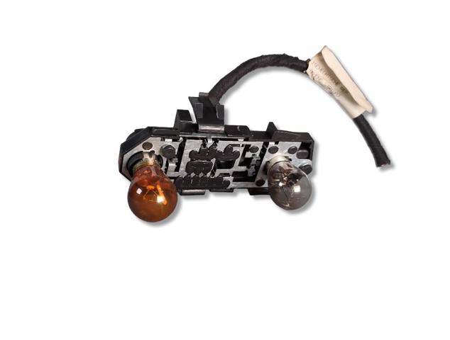 1M5945257 VAG Placa de contacto de luz trasera  en stock Huelva
