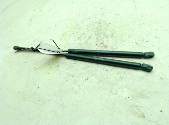 1M6827550A VAG Amortiguador de la tapa del maletero  disponible Alicante