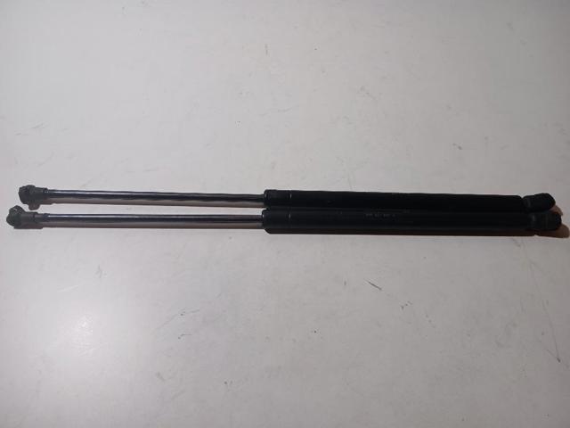 1M6827550A Amortiguador maletero comprar Sevilla
