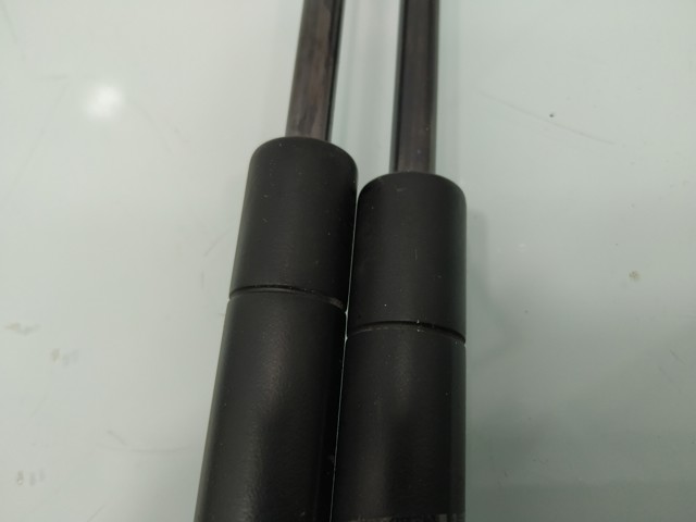 Amortiguador de maletero Seat Leon 1 1M1