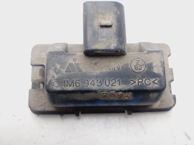 VAG 1M6943021 Luz de matrícula trasera  disponible Lugo