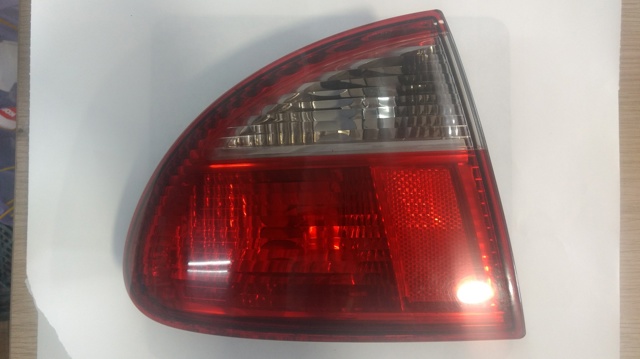 1M6945095A VAG Piloto trasero exterior izquierdo  en stock Córdoba