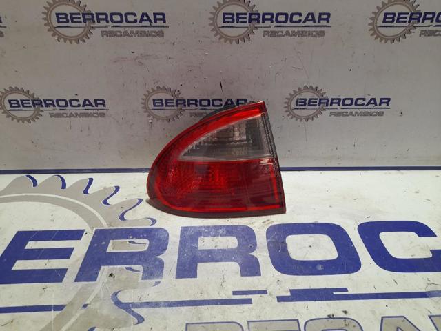 VAG 1M6945095A Piloto trasero exterior izquierdo  en stock Terrassa