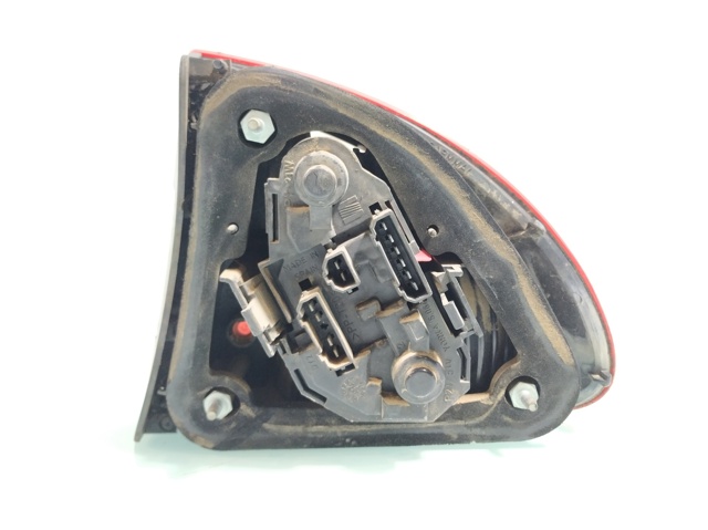 1M6945095A VAG Piloto trasero exterior izquierdo  en stock Gandía