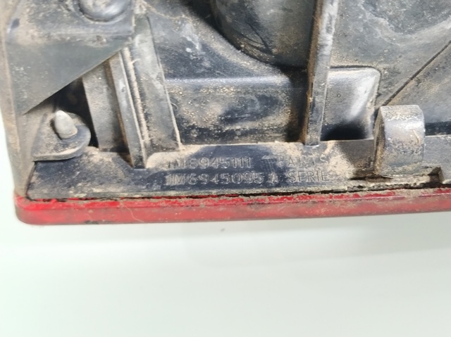 1M6945095A Piloto trasero exterior izquierdo  en stock Sabadell