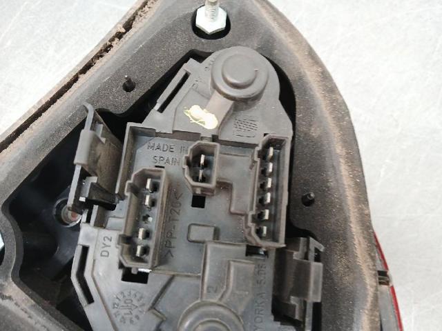 1M694511101C Piloto trasero exterior izquierdo comprar Girona