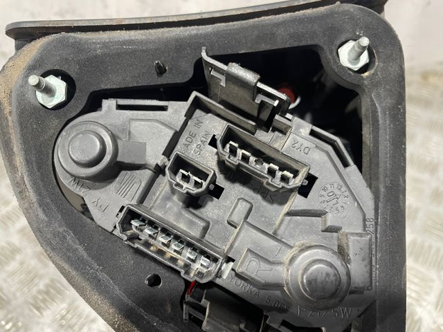 1M6945112 Piloto trasero exterior derecho  comprar en Pontevedra