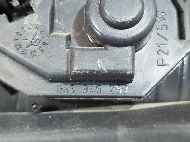 1M6945257 VAG