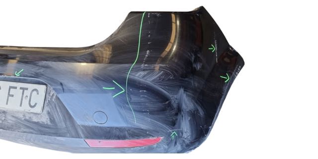 1P0807421 Parachoques trasero  en stock Sabadell