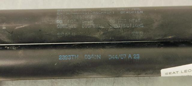 1P0827550 VAG Amortiguador de la tapa del maletero  comprar en Jaén