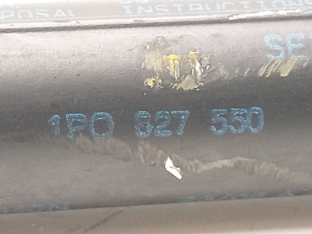 1P0827550 Amortiguador de la tapa del maletero  disponible Málaga
