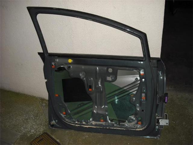 1P0831055A VAG Puerta delantera izquierda  comprar en Jaén