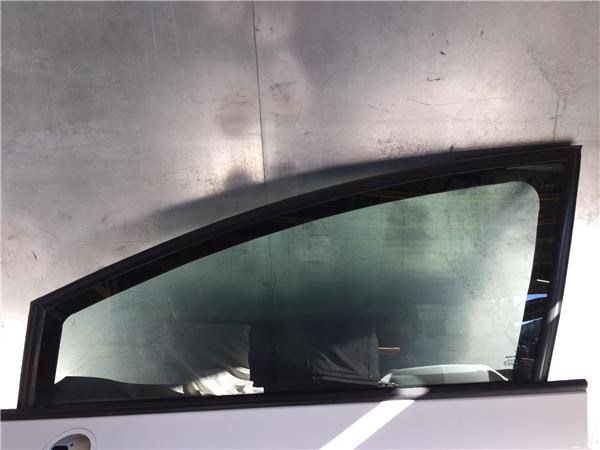 VAG 1P0831055A Puerta delantera izquierda comprar Tarragona