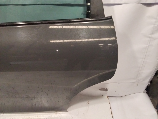 1P0833055 VAG Puerta trasera izquierda comprar Alcalá
