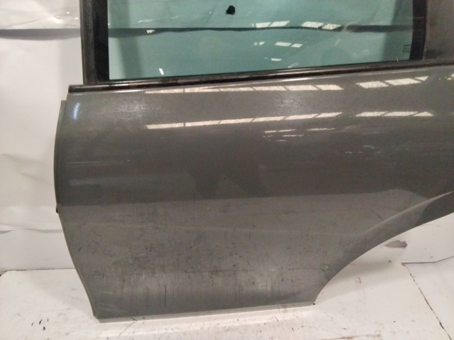 VAG 1P0833055 Puerta trasera izquierda  en stock Valencia