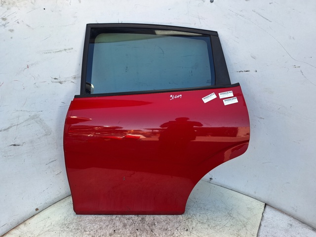 VAG 1P0833055 Puerta trasera izquierda  en stock Valencia