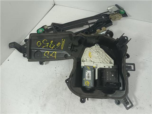 1P0837402A VAG Motor del elevalunas de la puerta delantera derecha  disponible Ourense