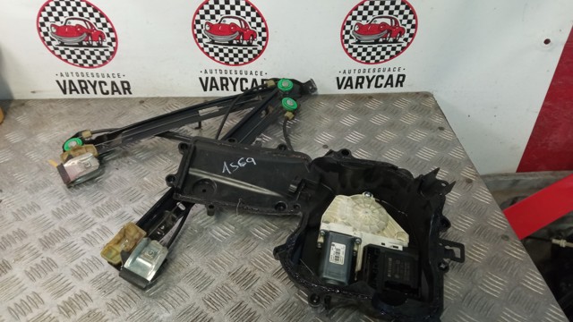VAG 1P0837402A Motor del elevalunas de la puerta delantera derecha  en stock Terrassa