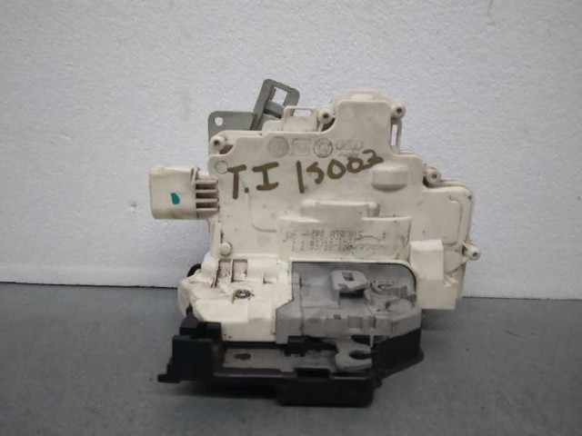 VAG 1P0839015 Cerradura de puerta trasera izquierda  en stock Salamanca