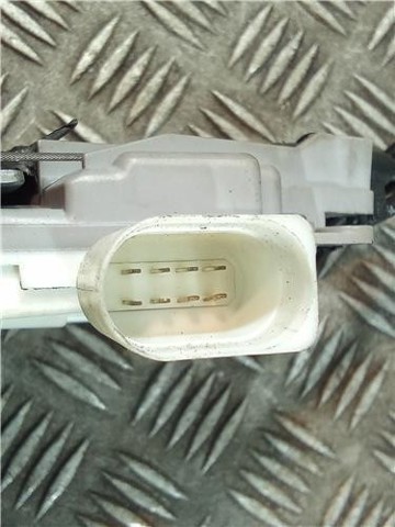 VAG 1P0839015A Cerradura de puerta trasera izquierda  disponible Lugo