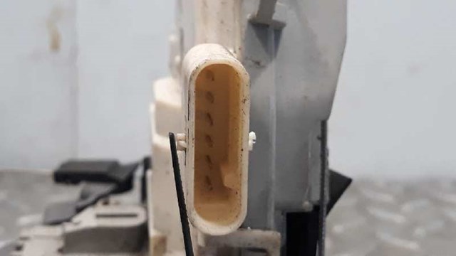 1P0839016A VAG Cerradura de la puerta trasera derecha  comprar en Lleida