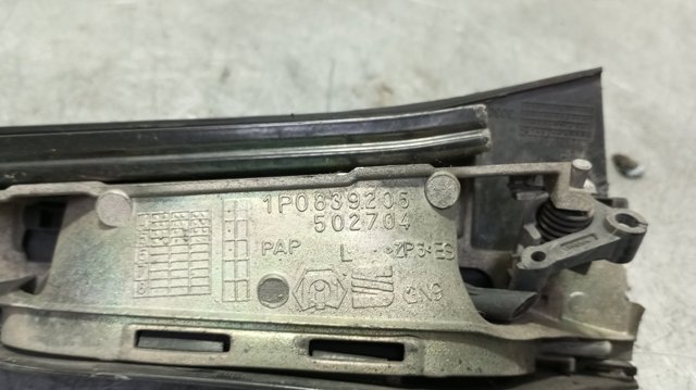 1P0839205 VAG Manija exterior trasera izquierda  en stock Córdoba