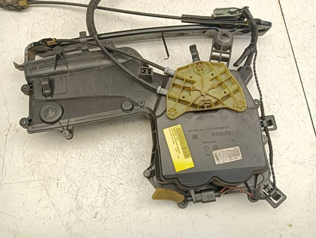 1P0867435 VAG Motor del elevalunas de la puerta delantera izquierda  disponible Vigo