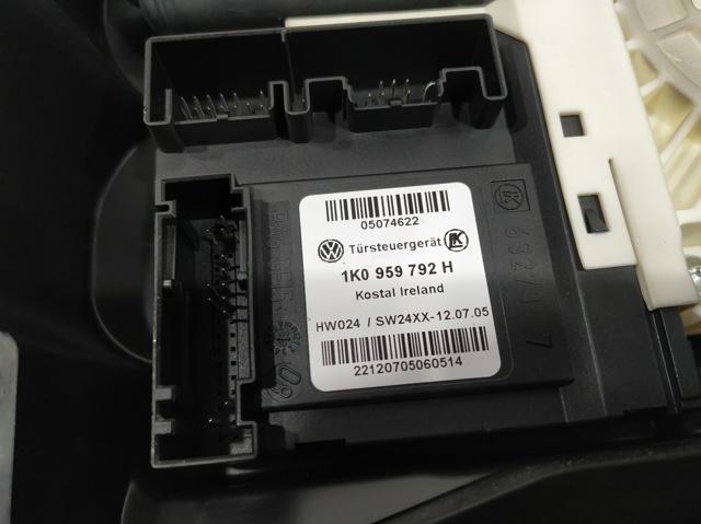 1P0867436 VAG Motor del elevalunas de la puerta delantera derecha  comprar en Jaén